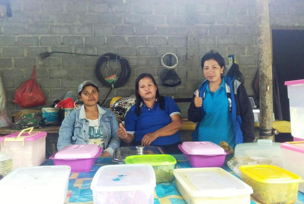 Hidangan ibu-ibu Duasudara jadi penyemangat kerja anggota Satgas 105