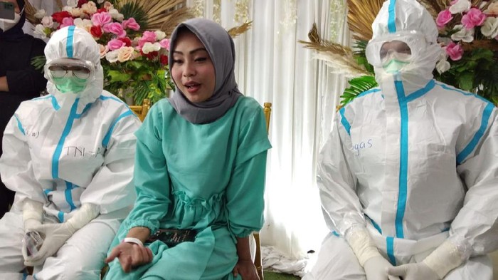 pasien covid-19 menikah secara virtual