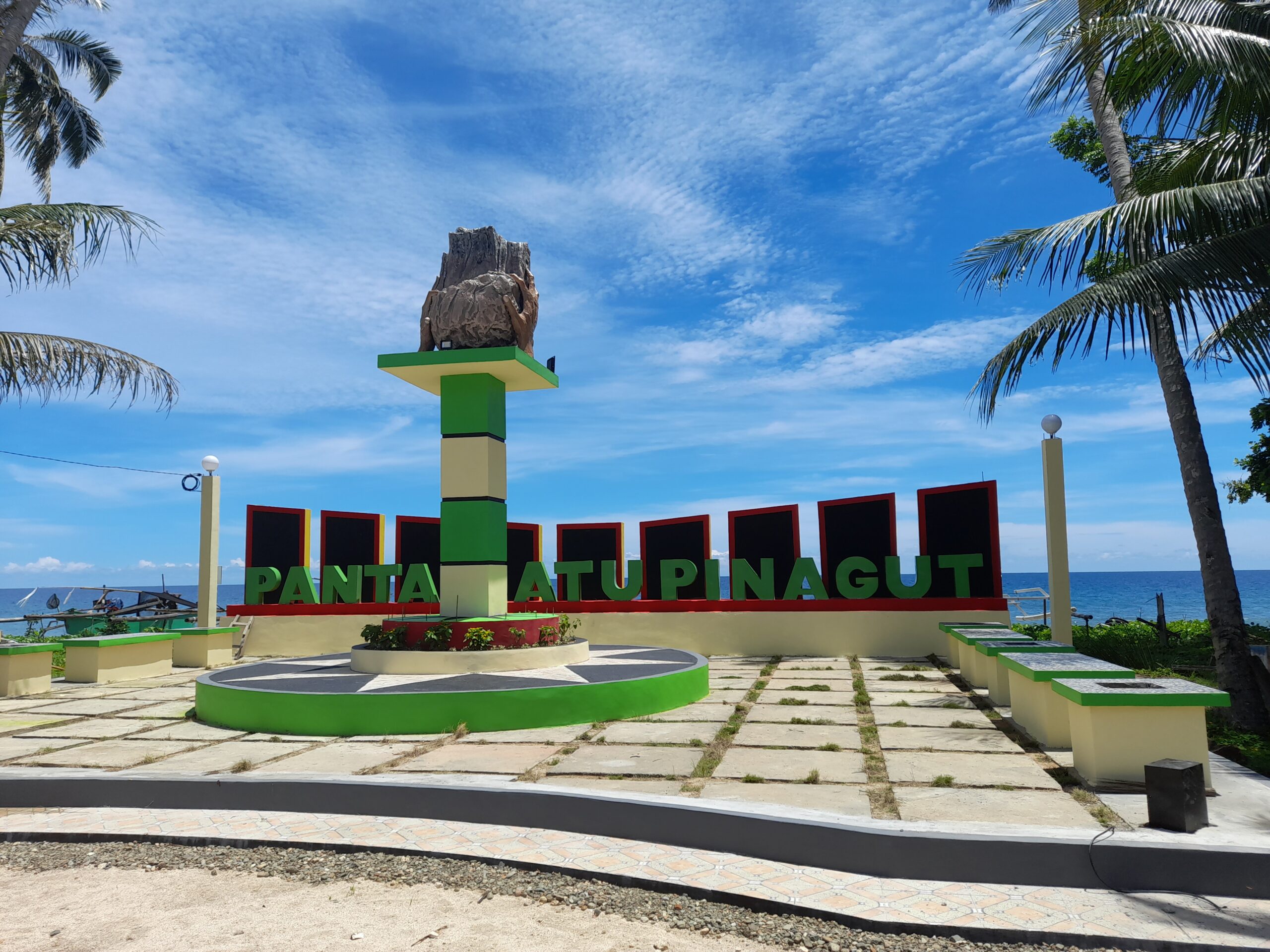 Objek wisata pantai Batu Pinagut Bolmut. (Foto Fandri Mamonto)