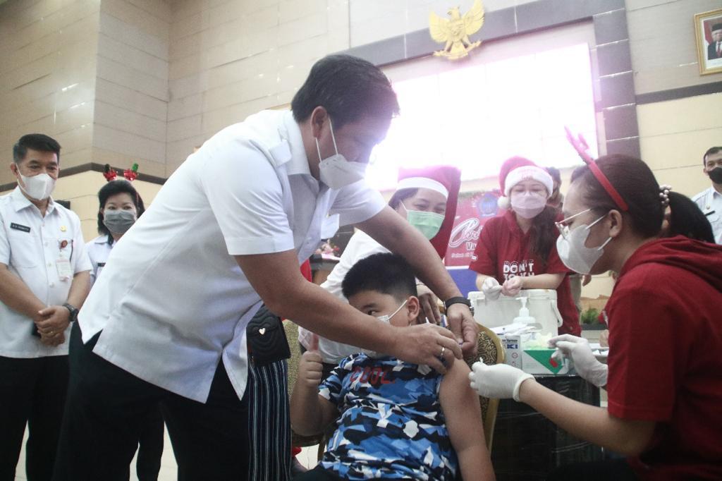 Vaksinasi anak usia 6-11 tahun di Sulut. (Dok Pemprov Sulut)