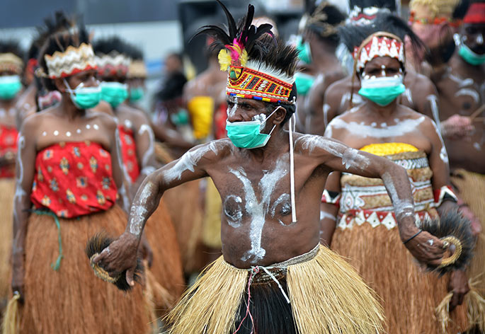 tradisi papua