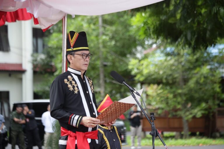 Wali Kota Tomohon Carol Joram Azarias Senduk, saat peringana Hardiknas 2024, (Foto: Pemkot Tomohon).