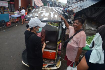 Duka di balik erupsi Gunungapi Ruang: Kisah Agus Matani dan warga Balehumara