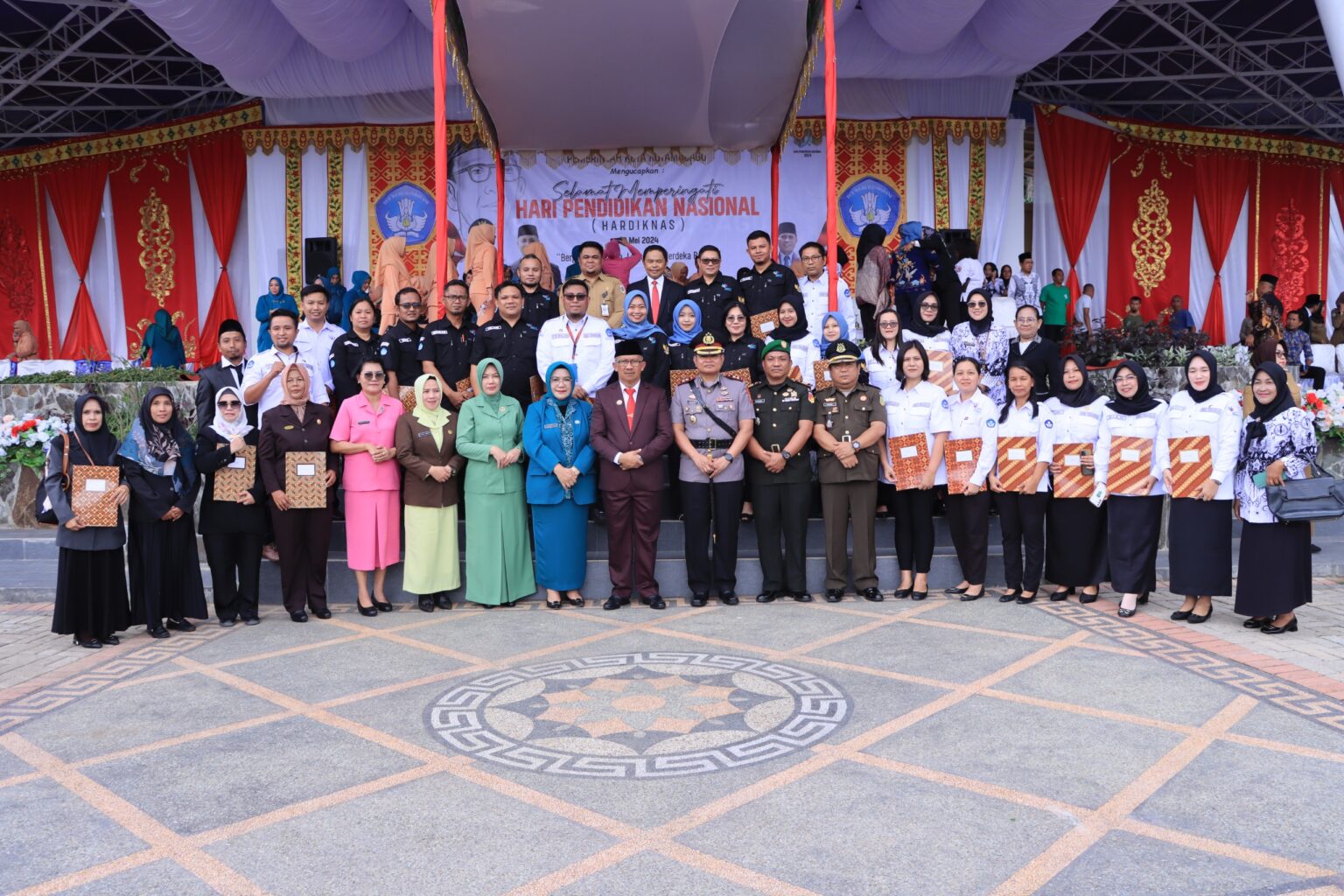 Peringatan Hari Pendidikan Nasional di Kotamobagu, (Foto: Diskominfo KK).