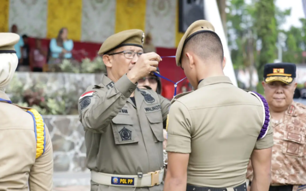 Praja Muda IPDN Sulut Mulai Magang II di Kotamobagu: Pj. Wali Kota Pimpin Apel Pembukaan, (Foto: Diskominfo KK).