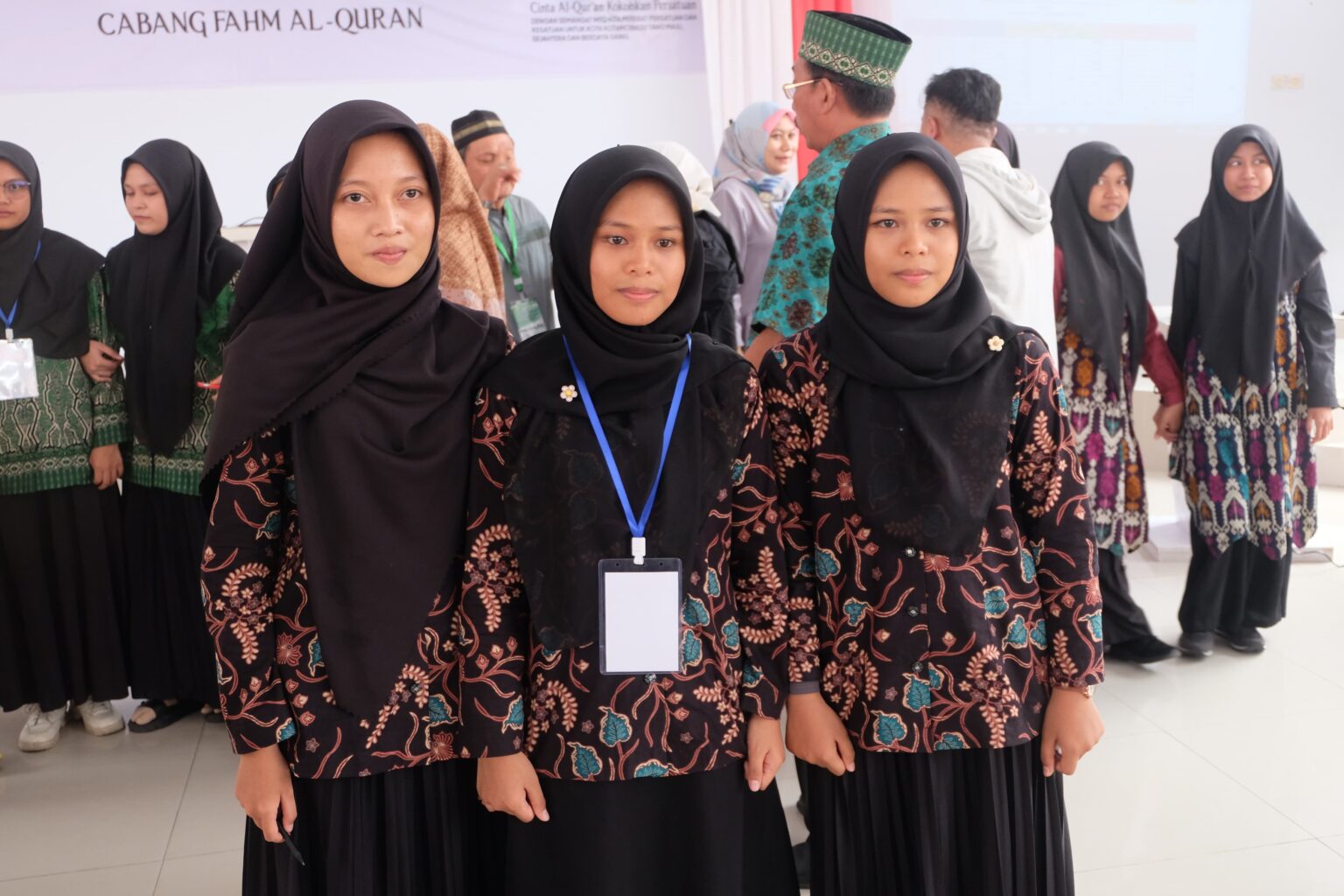 Wakil Kota Kotamobagu dalam cabang lomba Fahmil Qur'an Putri, (Foto: ZONAUTARA.com/Yegar Sahaduta).