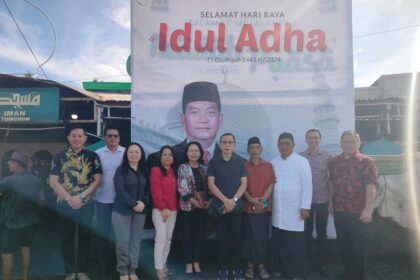 Wali Kota bersama Pemkot Tomohon serahkan Hewan Kurban pada hari raya Idul Adha 1445