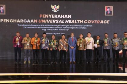 Kepulauan Sitaro terima penghargaan Universal Health Coverage dari BPJS Kesehatan