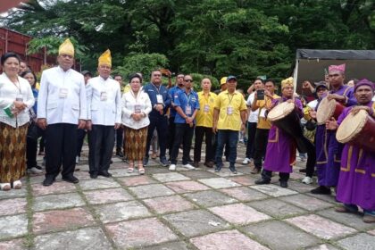 Mengandalkan iman dan kearifan lokal, Jabes Gaghana dan Pdt Patras Madonsa maju di Pilkada Sangihe 2024