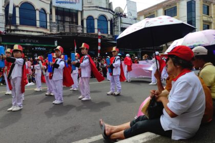 Defile meriah di HUT ke-79 Kemerdekaan RI di Kota Tomohon