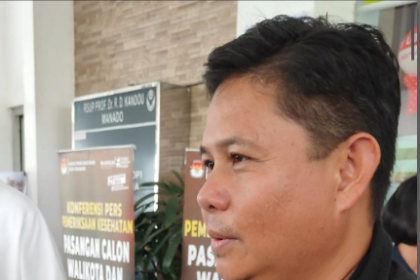 Anggota Bawaslu Sulut, Donny Rumagit, (Foto: ZONAUTARA.com/Gitta Waloni).