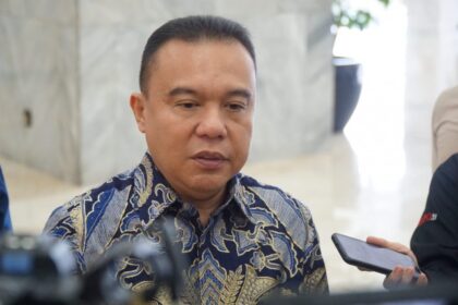 DPR batal sahkan RUU Pilkada, tetap ikuti putusan JR MK