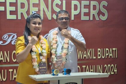 Dapat restu Prabowo serta didukung Golkar dan Nasdem, pasangan 'Chika Berani' resmi mendaftar di KPU Sitaro