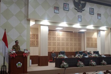Wali Kota Tomohon Hadiri Rapat Paripurna DPRD Bahas Ranperda APBD 2024