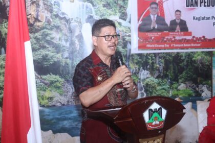 Pjs Wali Kota Fereydy Kaligis Hadiri Evaluasi Program Kota Tomohon Bersih