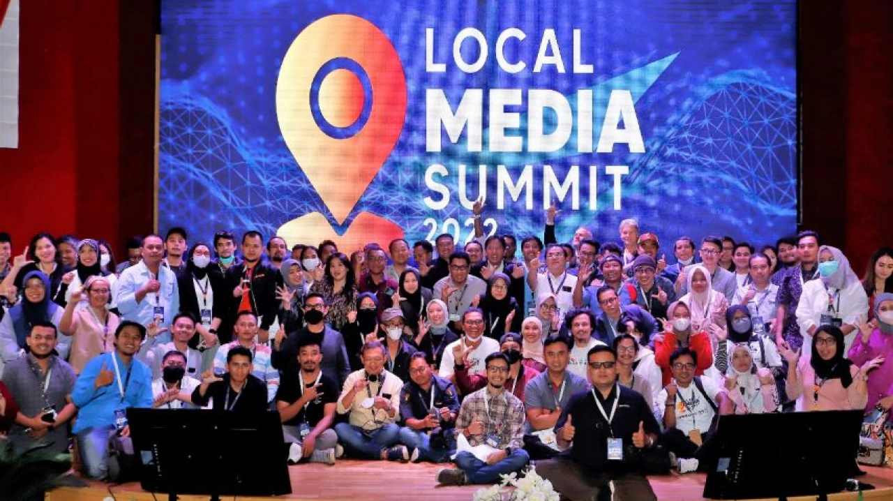 Local media summit