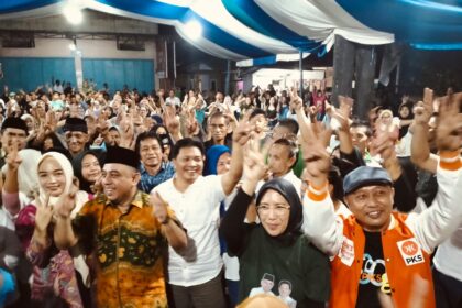 Ibu-ibu gemoy 'pasang badan' untuk Yusra-Dony: Target kemenangan 80 persen di Passi bersatu