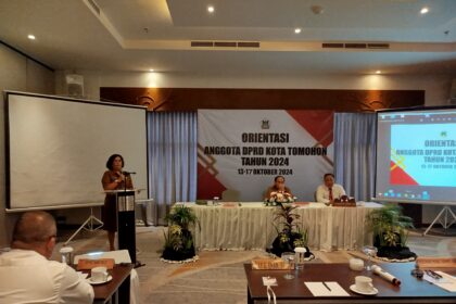 Penguatan Kapasitas DPRD: Asisten III Tomohon Hadiri Orientasi Anggota DPRD Kota Tomohon