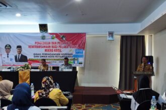 Dinas perdagangan, koperasi, dan umkm mengadakan pendidikan dan pelatihan kewirausahaan bagi pelaku usaha mikro kecil dan menengah, (foto: zonautara. Com/sajidin kandoli).