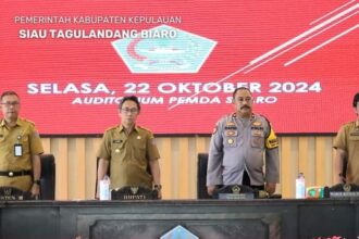 Pembukaan kegiatan diseminasi audit kasus stunting. Dihadiri pj bupati sitaro dan wakapolres sitaro seta didampingi asisten dan kepala bappelitbangda, (foto: zonautara. Com/jufri fransicho kasumbala).