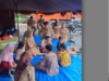 Dinas pemberdayaan perempuan dan perlindungan anak (dp3a) kota kotamobagu mengadakan trauma healing bagi anak-anak yang terdampak kebakaran di kelurahan gogagoman, (foto: ida gogagoman).