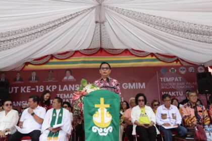 Pjs Wali Kota Tomohon Hadiri Ibadah Agung HUT ke-18 Lansia GMIM