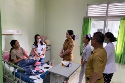 Tinjau RSUD Anugerah, Pjs Wali Kota Tomohon ingatkan soal pelayanan publik