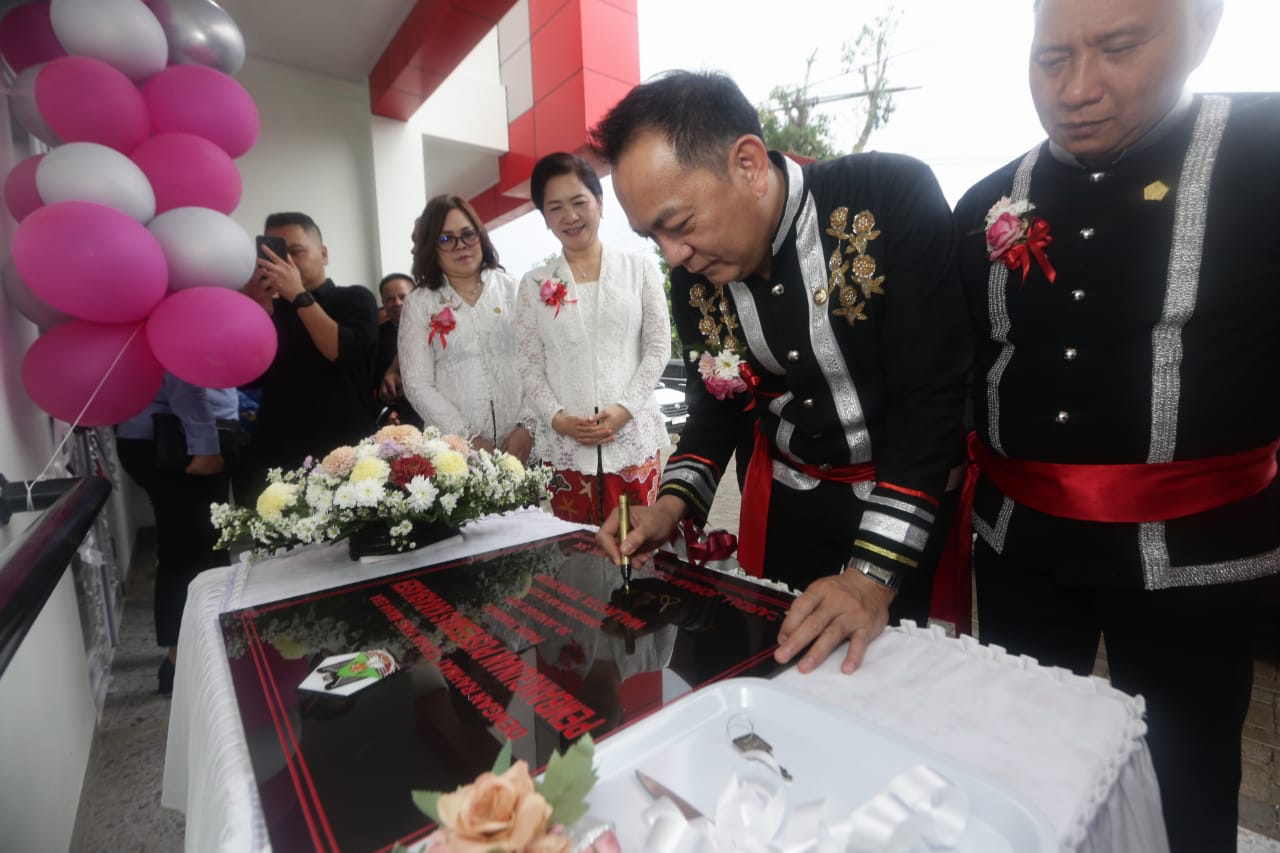 Laboratorium Kesehatan Masyarakat Kota Tomohon diresmikan