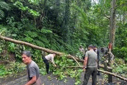 Satu rumah warga dilaporkan rusak akibat cuaca buruk di Sitaro