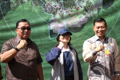 Didampingi Victor Mailangkay, Wamendiktisaintek tinjau lokasi pembangunan SMA Unggul Garuda di Sulut