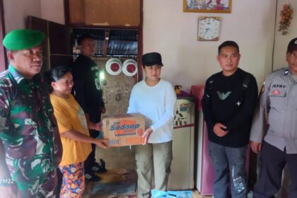 Kunjungi pulau terluar, Bupati Sitaro bawa bantuan 21 rumah terendam banjir