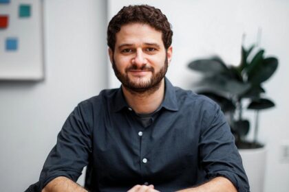 CEO Asana, Dustin Moskovitz, akan pensiun