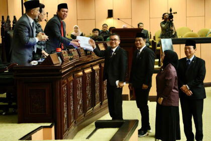 Ketua BULD DPD RI Stefanus Liow Laporkan Pelaksanaan Tugas Masa Sidang III 2024-2025