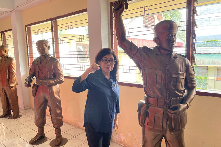 Gubernur Yulius Selvanus Respons Positif Aspirasi Anggota DPRD Prof Julyeta Runtuwene Soal Museum