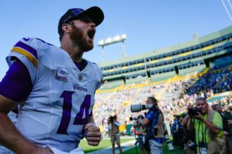 Mengapa Seattle memilih Sam Darnold daripada Geno Smith sebagai quarterback