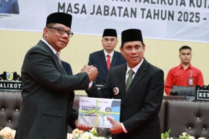 Sertijab Wali Kota dan Wawali, Weny-Rendy komitmen lanjutkan program pembangunan di Kotamobagu