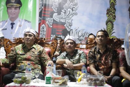 Wali Kota dan Wawali Kotamobagu hadir di pawai Ogoh-Ogoh Desa Werdhi Agung