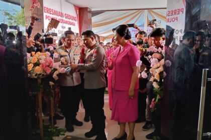 Peresmian gedung baru Polres Kotamobagu diwarnai adat dan harapan untuk layanan terbaik