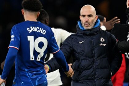 Enzo Maresca enggan memberikan komentar mengenai masa depan Jadon Sancho di Chelsea.