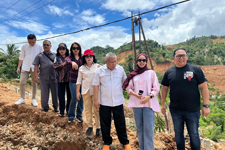 On The Spot di Bolmong Raya, Pansus LKPJ Dapati Perbaikan Ruas Jalan Provinsi di Boltim Tidak Maksimal
