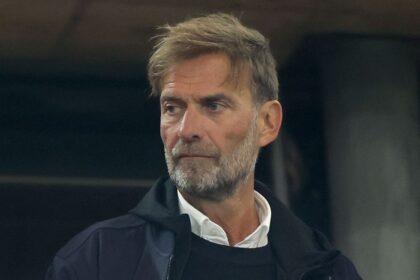 Jürgen Klopp mengucapkan selamat kepada Liverpool dan Arne Slot atas kemenangan Premier League.
