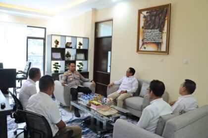 Kapolres Kotamobagu dan Balai TNBNW bahas langkah tegas usai operasi pertambangan ilegal di Mengkang