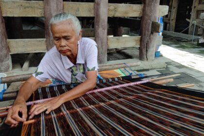 Hutaraja: Di mana Ulos tak sekadar kain