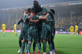 Apakah Tottenham dapat melepaskan label 'Spursy' dengan meraih trofi Liga Europa?