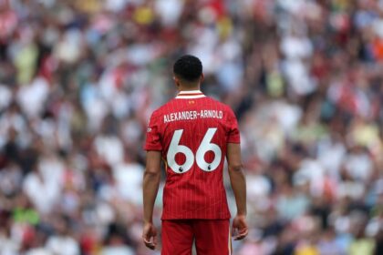 Apakah suporter Liverpool akan mendukung atau mengejek pertandingan terakhir Alexander-Arnold?