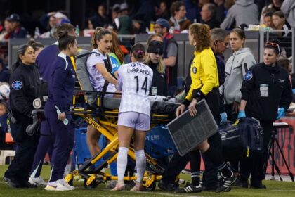 DeMelo dari Racing Louisville membagikan diagnosis hipertiroidisme