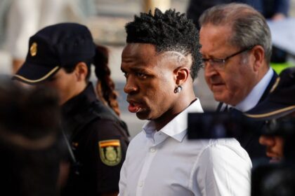 Pendukung Valladolid dinyatakan bersalah melakukan kejahatan kebencian karena menghina Vinícius.