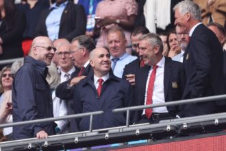 Ratcliffe perlu berinvestasi di tim wanita Manchester United, dan menunjukkan bahwa dia peduli