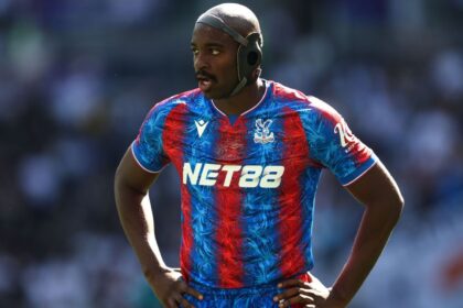 Rumor transfer, berita: Man United memimpin perlombaan untuk menandatangani Mateta