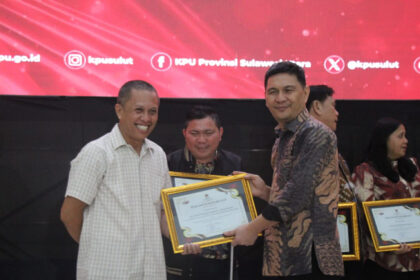 Platform Pilkada Ramah Lingkungan terima penghargaan dari KPU Sulut
